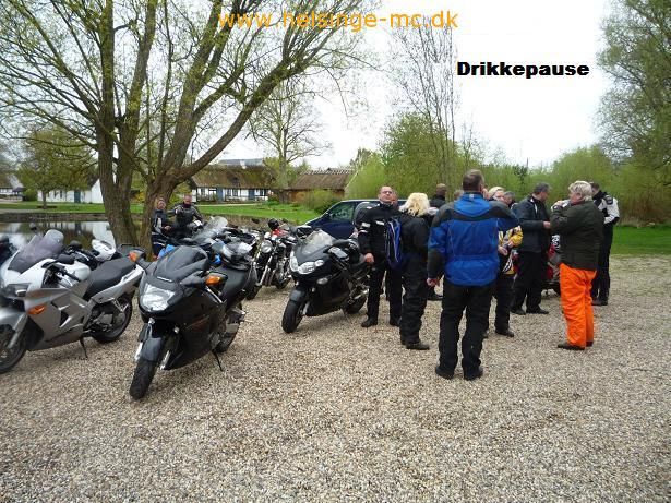 090510 210129 pause